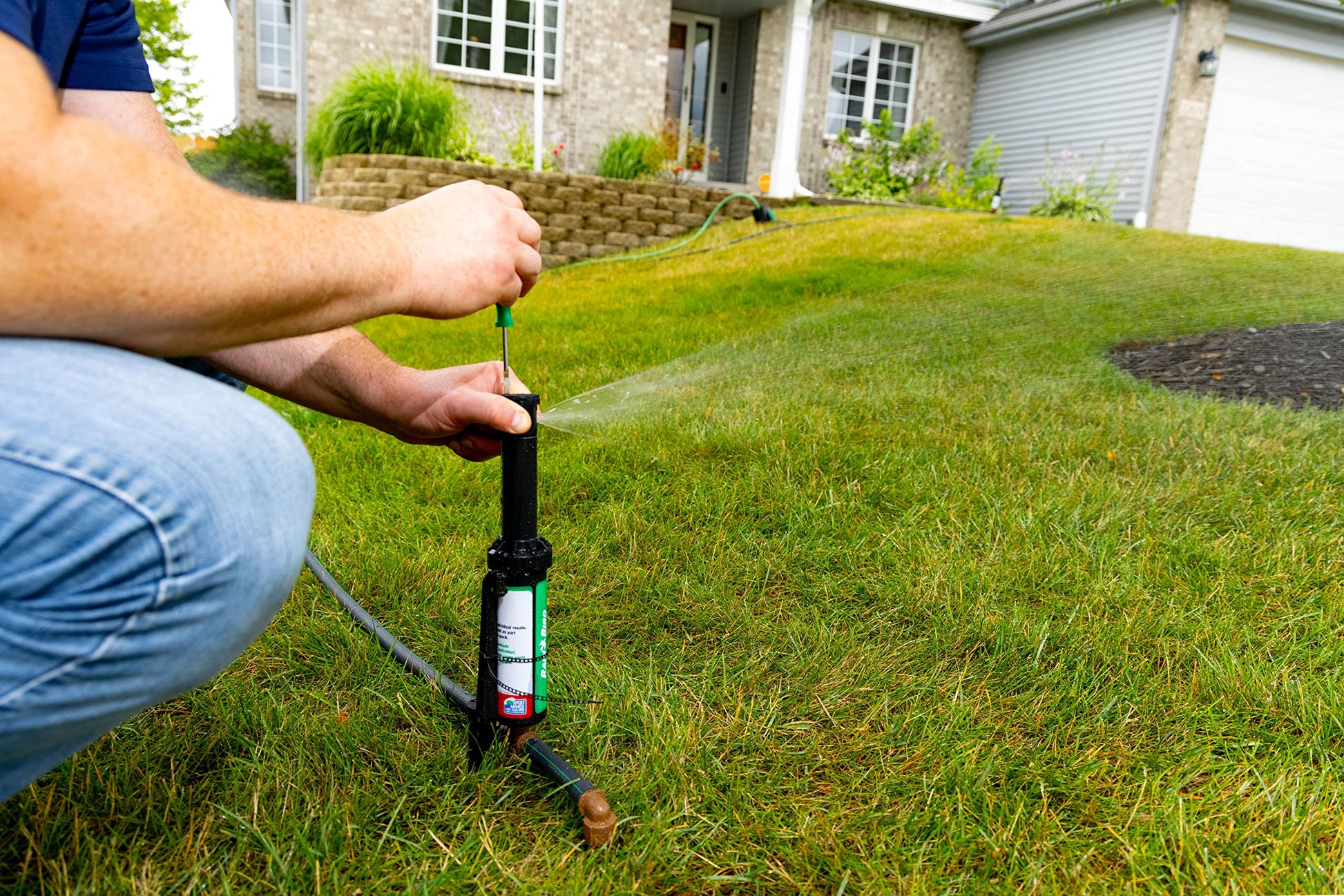 Rain Bird 32HE In-Ground Pro Rotor Pop-up Sprinkler System Kit with Click-N-Go Garden Hose