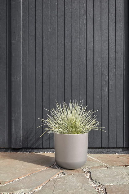 Veradek Round Lima Plastic Planter Pots for Indoor/Outdoor Garden Use, Gray, Suitable for Small to Large Succulent Plants, Flowers, Modern Interior Plants