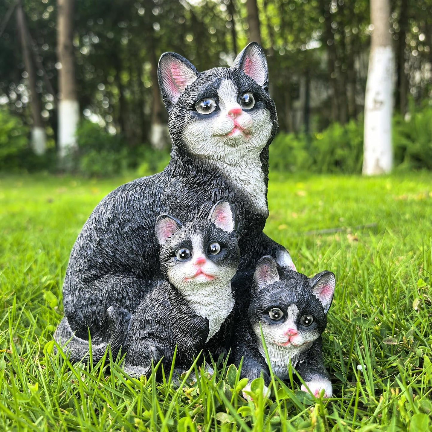 Mama Cat and Kitten Garden Statue,Outdoor Lawn Decorative Figurine Black Cat Statue for Patio Yard,Funny Animal Flower Bed Decor Art Sculpture