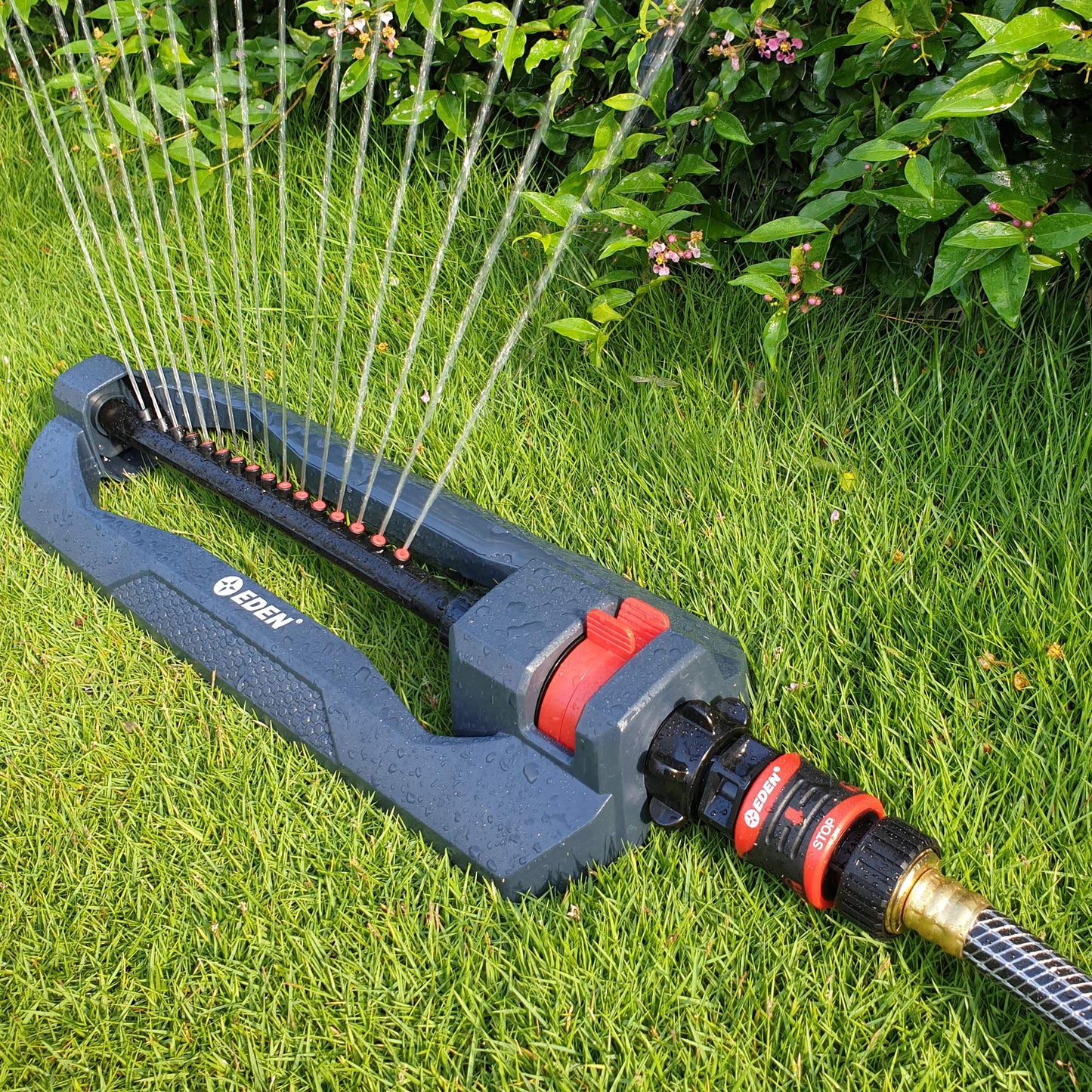 Eden 96213EDAMZ Weighted Essential Oscillating Sprinkler | Covers Up to 3,600 sq. ft., 16 Precision