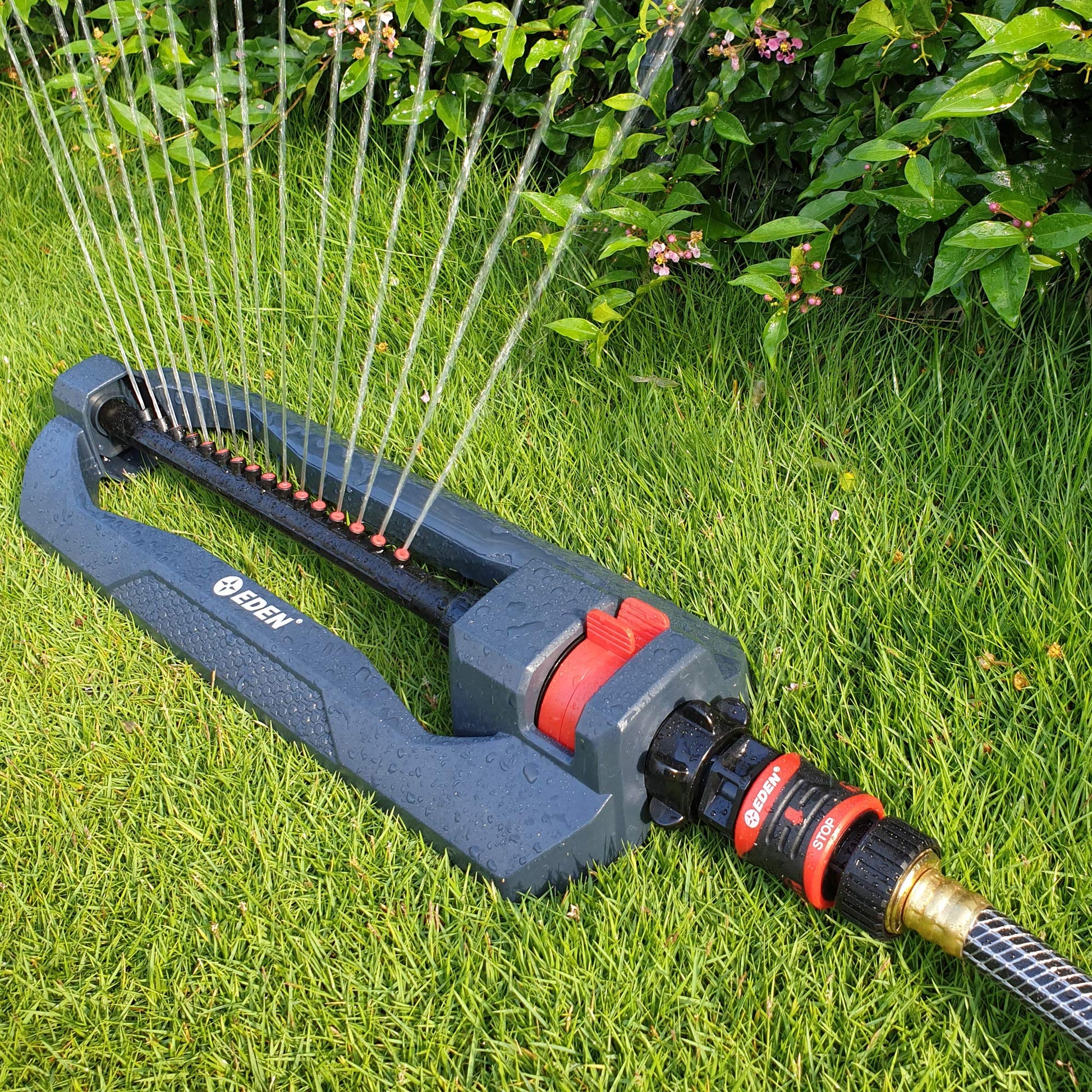 Eden 96213EDAMZ Weighted Essential Oscillating Sprinkler | Covers Up to 3,600 sq. ft., 16 Precision